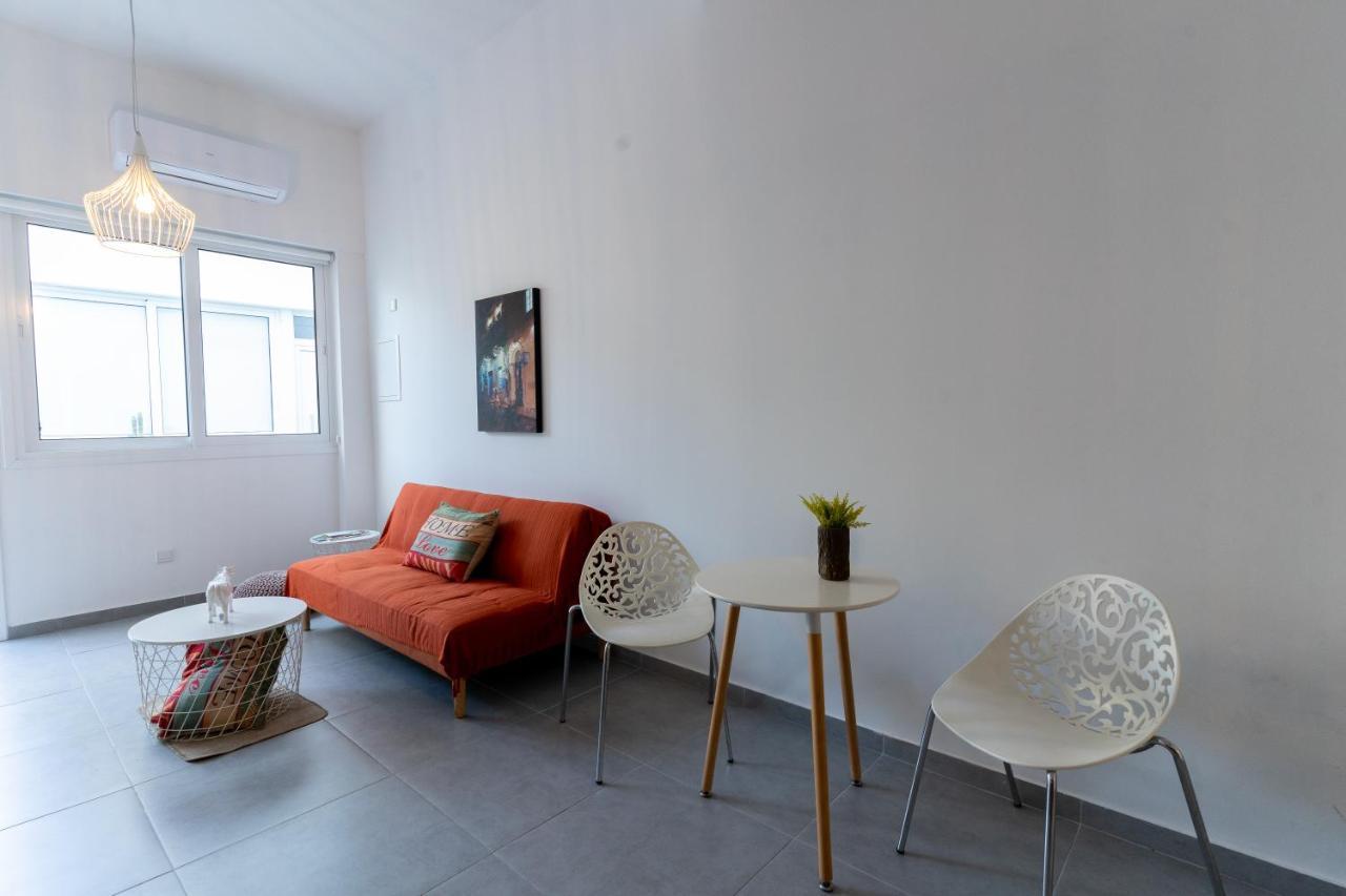 Prima Gardens City Studios Larnaca Extérieur photo